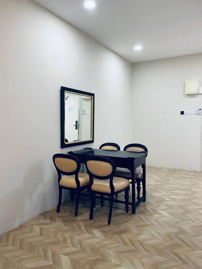 Z Hotel Малакка Экстерьер фото