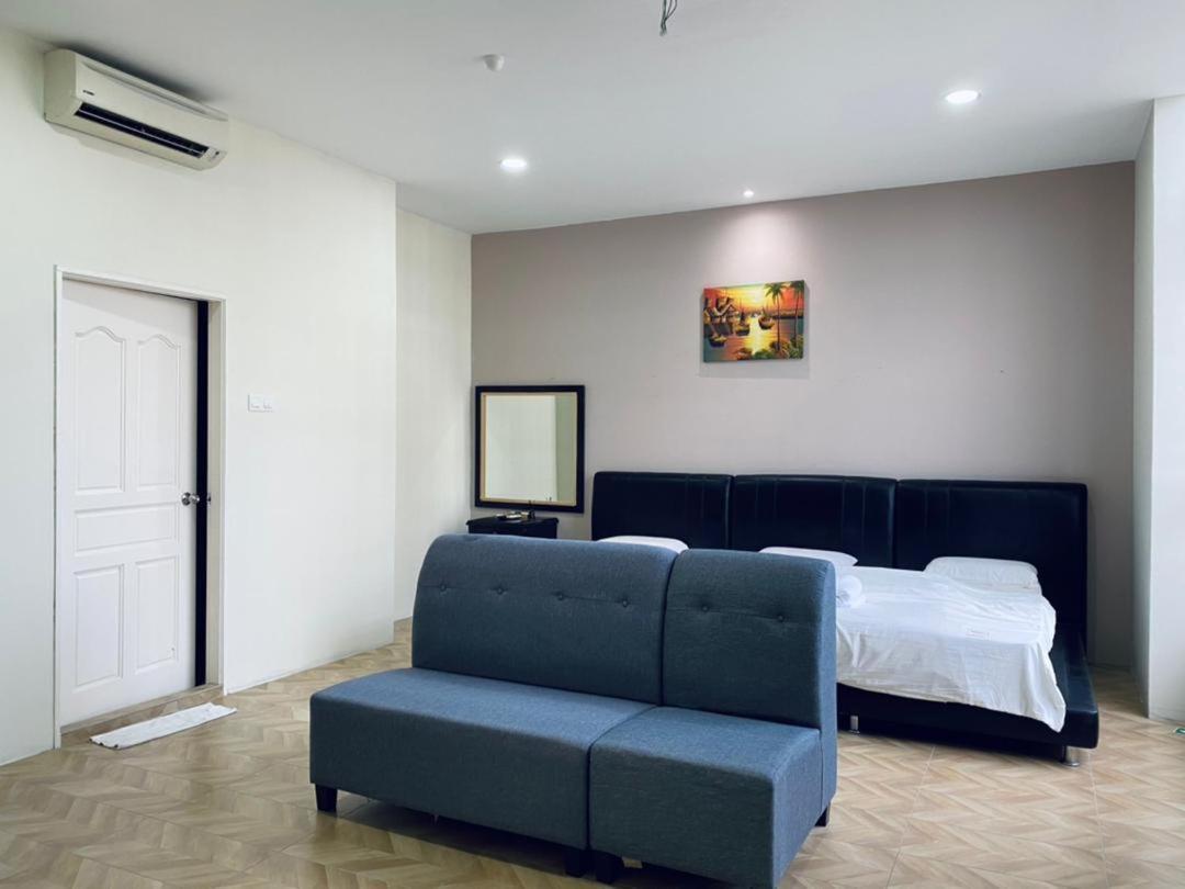 Z Hotel Малакка Экстерьер фото